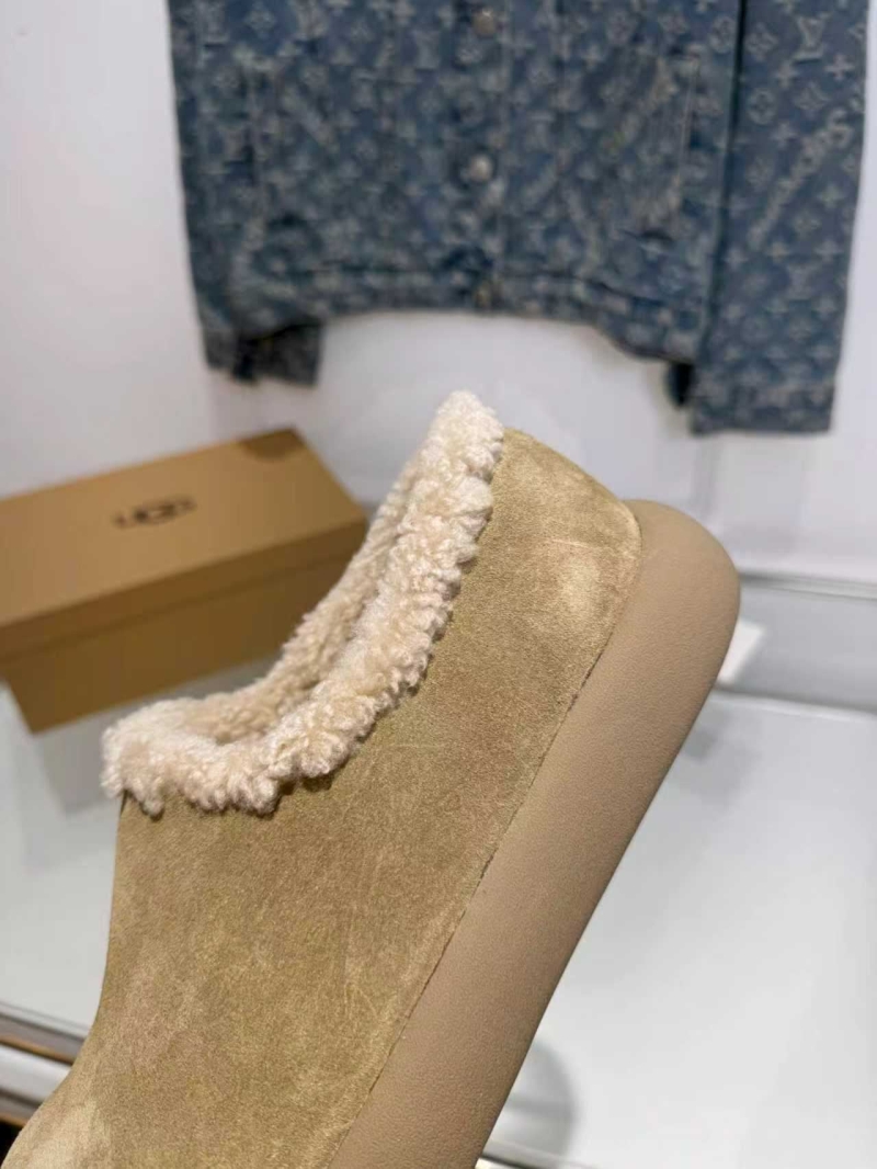Ugg Flat Shoes
